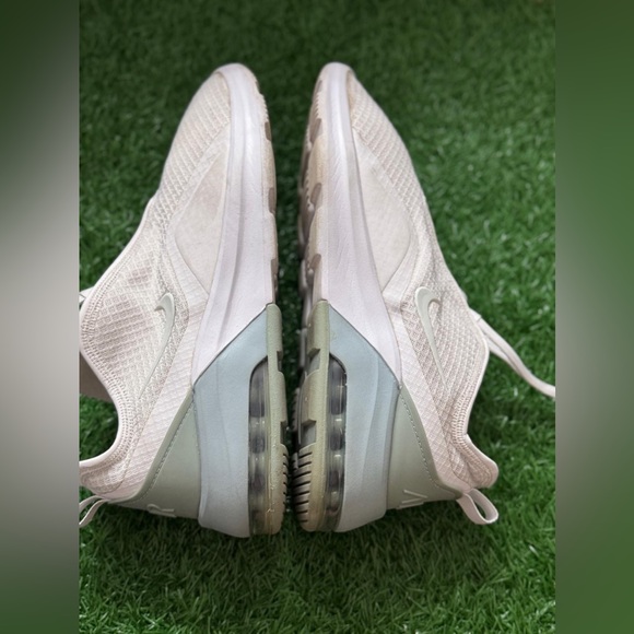 Nike Air‎ Max Motion 2
White Ocean Cube Size 9 - Picture 5 of 7